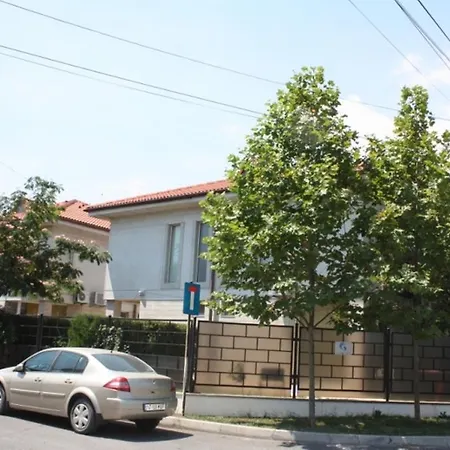 Apartmán Cu Gradina Ariel & Nemo