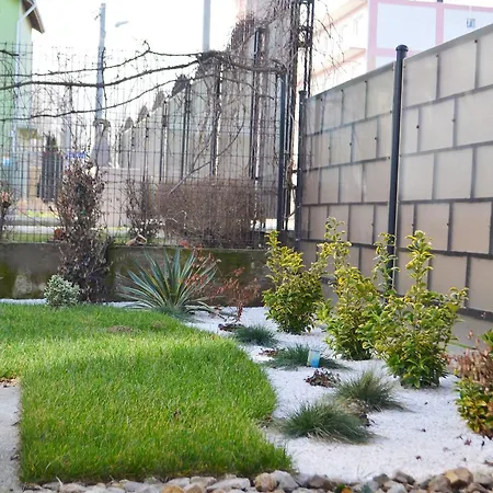 Cu Gradina Ariel&nemo Apartamento *