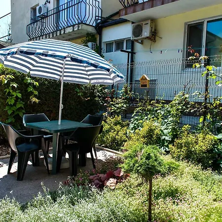 Apartament Cu Gradina Ariel&nemo
